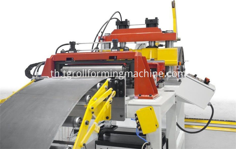 Roadway Guardrail Cold Roll Forming Machine